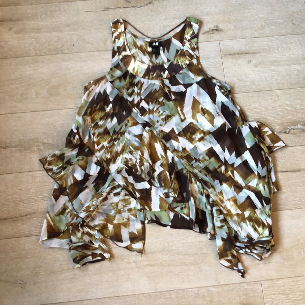 H & M Graphic Flowy Tank